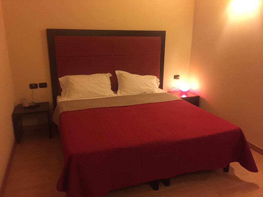 Hotel Motel Galaxy Реджо-нель-Емілія Екстер'єр фото