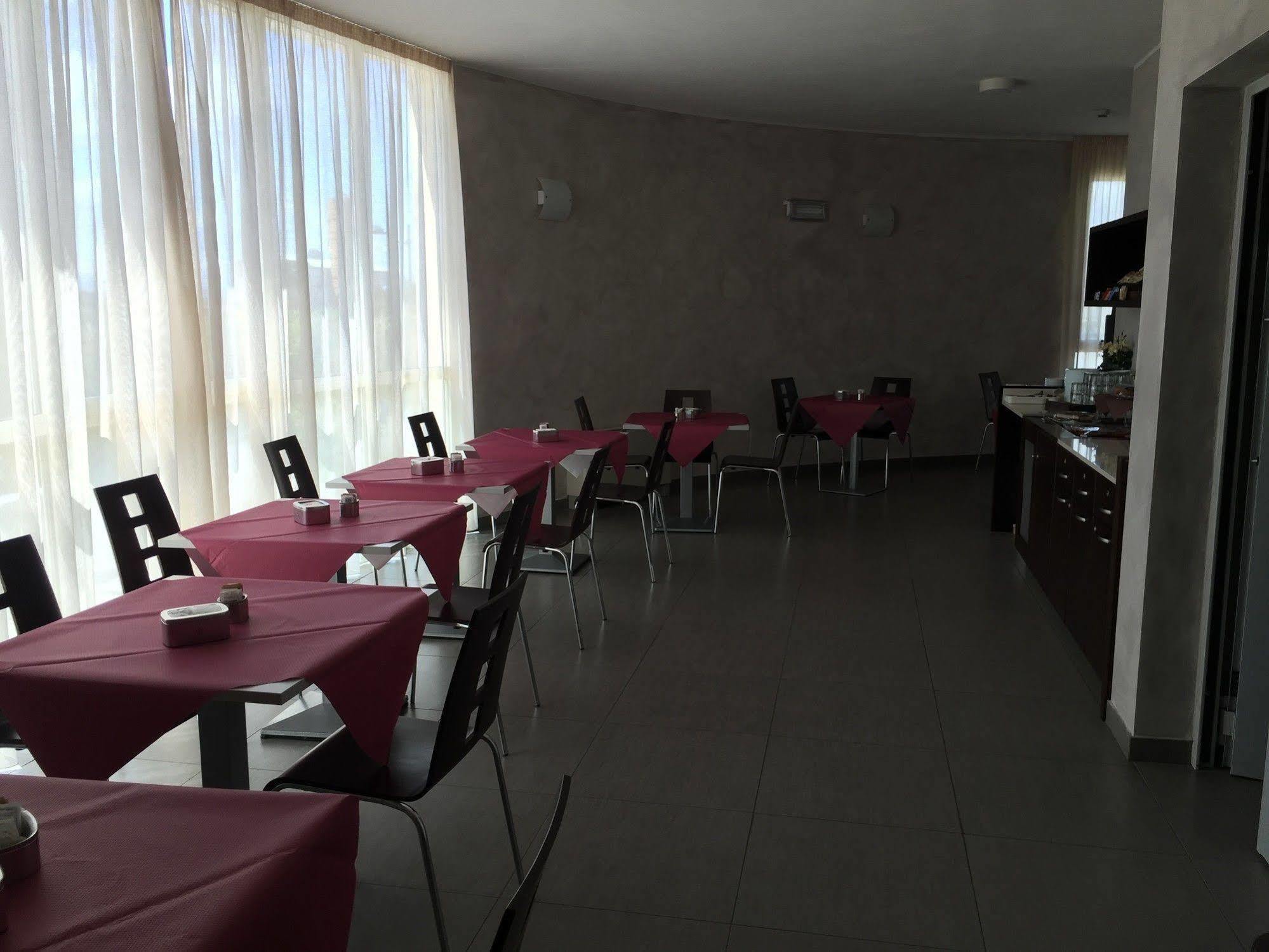 Hotel Motel Galaxy Реджо-нель-Емілія Екстер'єр фото